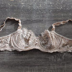 Victoria's Secret Push-Up Lace Bra Without Padding